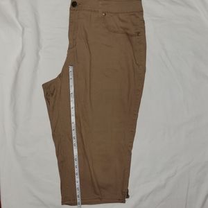 Tan Capri 20w Faded Glory